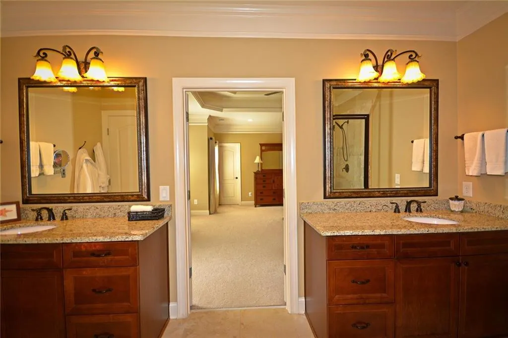 6308 Mount Vernon Oaks Drive, Atlanta, Georgia 30328, 5 Bedrooms Bedrooms, ,4 BathroomsBathrooms,Residential,Sold,6308 Mount Vernon Oaks Drive,5884809