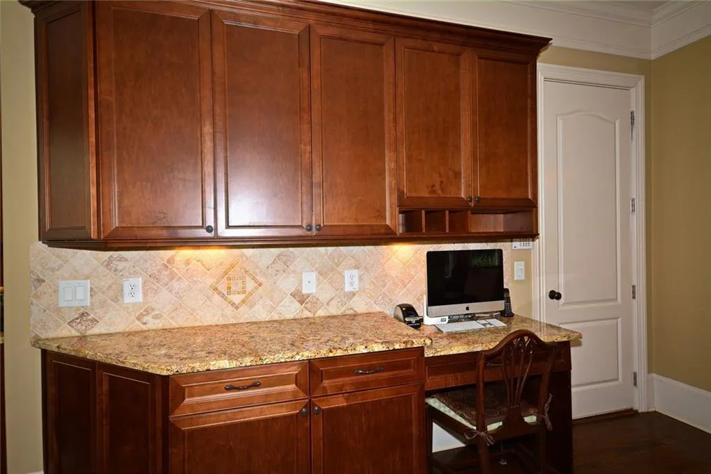 6308 Mount Vernon Oaks Drive, Atlanta, Georgia 30328, 5 Bedrooms Bedrooms, ,4 BathroomsBathrooms,Residential,Sold,6308 Mount Vernon Oaks Drive,5884809