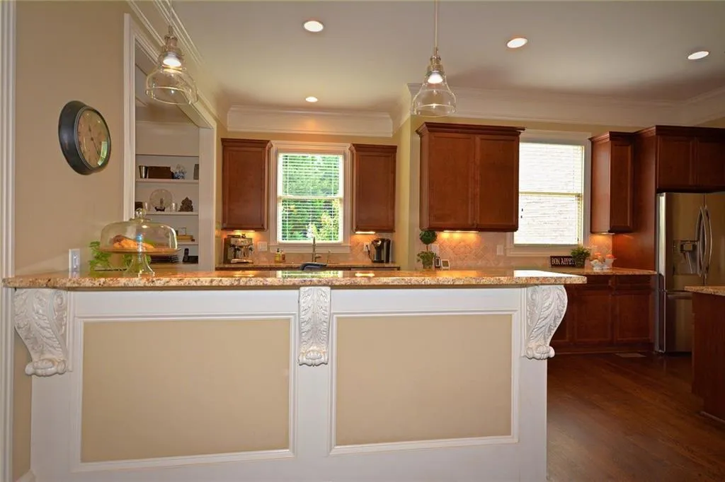 6308 Mount Vernon Oaks Drive, Atlanta, Georgia 30328, 5 Bedrooms Bedrooms, ,4 BathroomsBathrooms,Residential,Sold,6308 Mount Vernon Oaks Drive,5884809