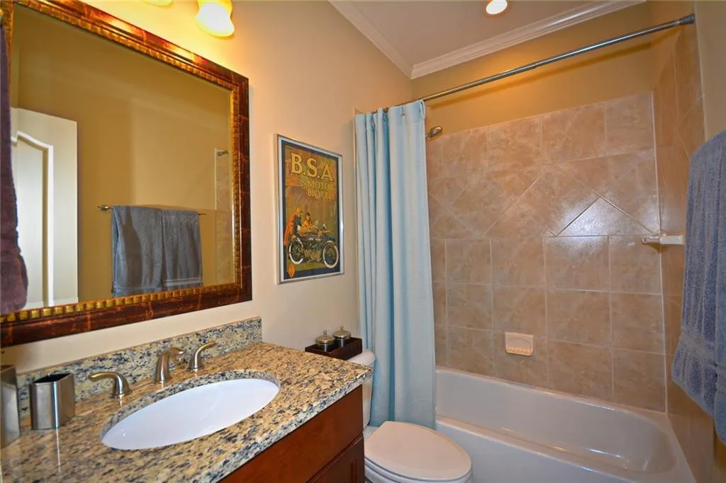 6308 Mount Vernon Oaks Drive, Atlanta, Georgia 30328, 5 Bedrooms Bedrooms, ,4 BathroomsBathrooms,Residential,Sold,6308 Mount Vernon Oaks Drive,5884809