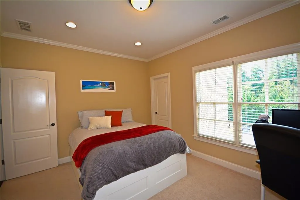 6308 Mount Vernon Oaks Drive, Atlanta, Georgia 30328, 5 Bedrooms Bedrooms, ,4 BathroomsBathrooms,Residential,Sold,6308 Mount Vernon Oaks Drive,5884809