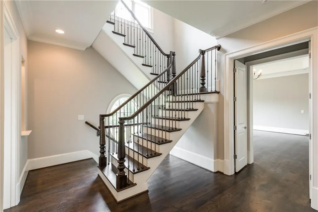 5340 Old Burdette Lane, Atlanta, Georgia 30327, 6 Bedrooms Bedrooms, ,7 BathroomsBathrooms,Residential,Sold,5340 Old Burdette Lane,5821937