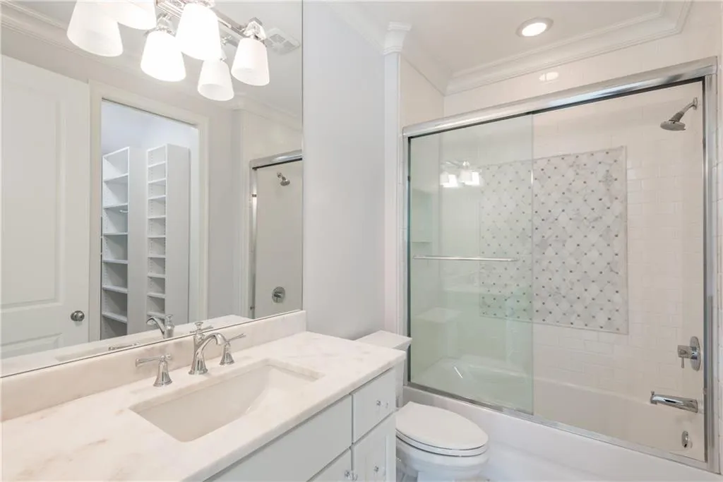 5340 Old Burdette Lane, Atlanta, Georgia 30327, 6 Bedrooms Bedrooms, ,7 BathroomsBathrooms,Residential,Sold,5340 Old Burdette Lane,5821937