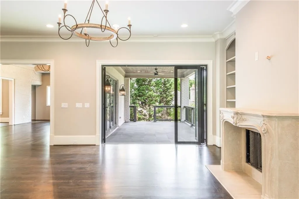 5340 Old Burdette Lane, Atlanta, Georgia 30327, 6 Bedrooms Bedrooms, ,7 BathroomsBathrooms,Residential,Sold,5340 Old Burdette Lane,5821937