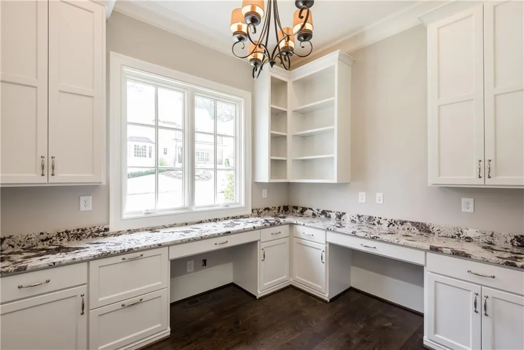 5340 Old Burdette Lane, Atlanta, Georgia 30327, 6 Bedrooms Bedrooms, ,7 BathroomsBathrooms,Residential,Sold,5340 Old Burdette Lane,5821937