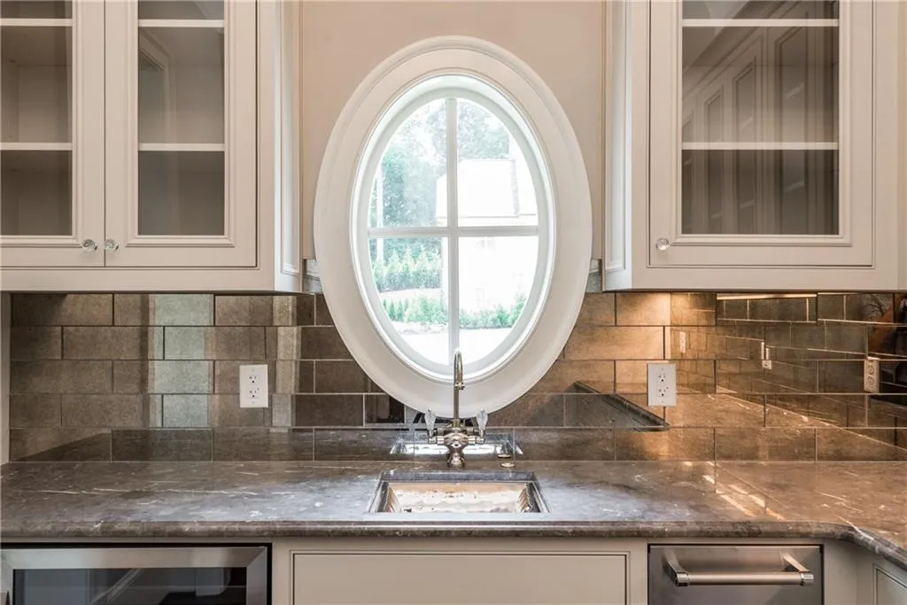 5340 Old Burdette Lane, Atlanta, Georgia 30327, 6 Bedrooms Bedrooms, ,7 BathroomsBathrooms,Residential,Sold,5340 Old Burdette Lane,5821937