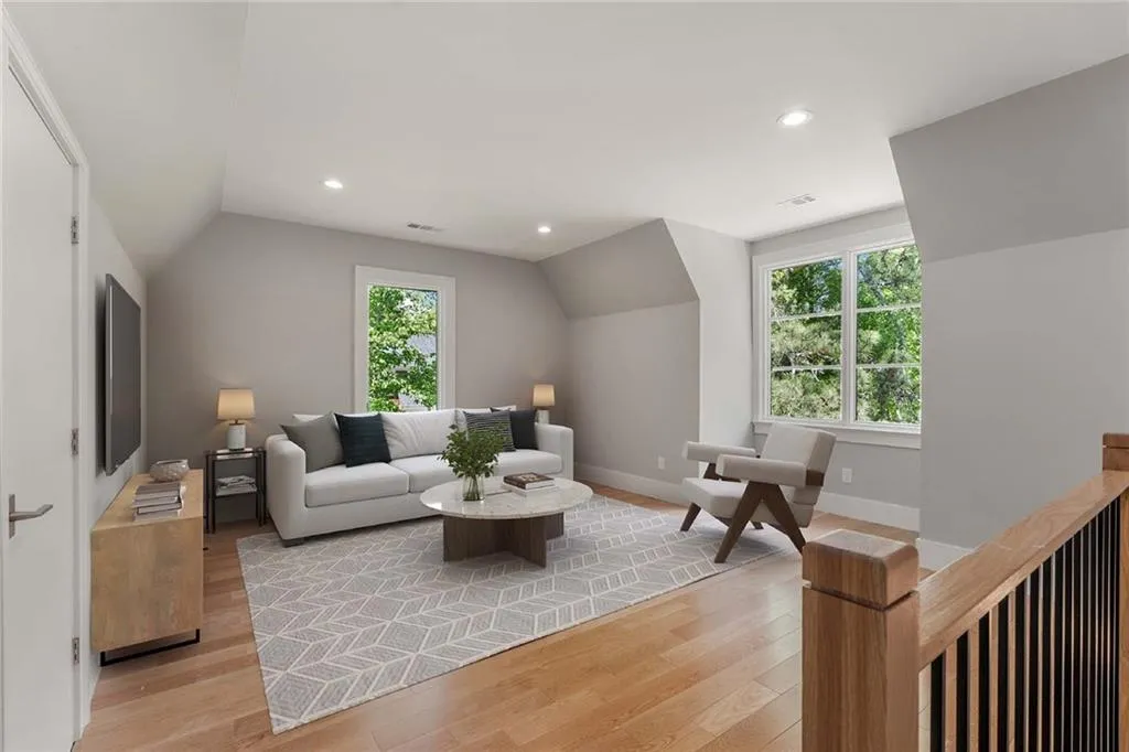 98 Johnson Ferry Road Nw, Sandy Springs, Georgia 30328, 8 Bedrooms Bedrooms, ,6 BathroomsBathrooms,Residential,Sold,98 Johnson Ferry Road Nw,7379025