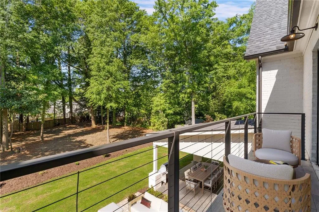 98 Johnson Ferry Road Nw, Sandy Springs, Georgia 30328, 8 Bedrooms Bedrooms, ,6 BathroomsBathrooms,Residential,Sold,98 Johnson Ferry Road Nw,7379025