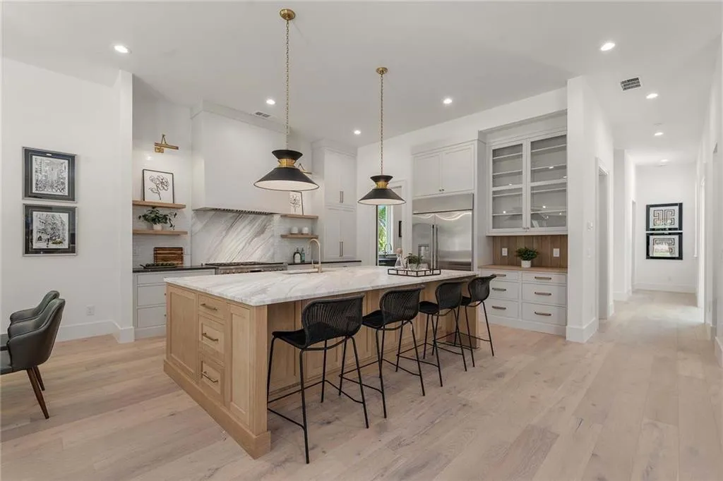 98 Johnson Ferry Road Nw, Sandy Springs, Georgia 30328, 8 Bedrooms Bedrooms, ,6 BathroomsBathrooms,Residential,Sold,98 Johnson Ferry Road Nw,7379025