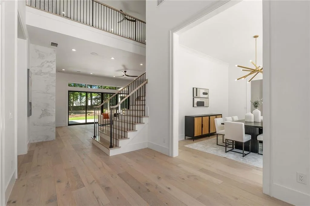 98 Johnson Ferry Road Nw, Sandy Springs, Georgia 30328, 8 Bedrooms Bedrooms, ,6 BathroomsBathrooms,Residential,Sold,98 Johnson Ferry Road Nw,7379025