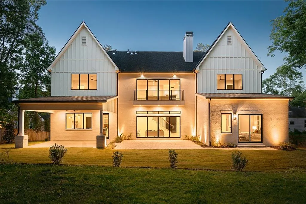 98 Johnson Ferry Road Nw, Sandy Springs, Georgia 30328, 8 Bedrooms Bedrooms, ,6 BathroomsBathrooms,Residential,Sold,98 Johnson Ferry Road Nw,7379025