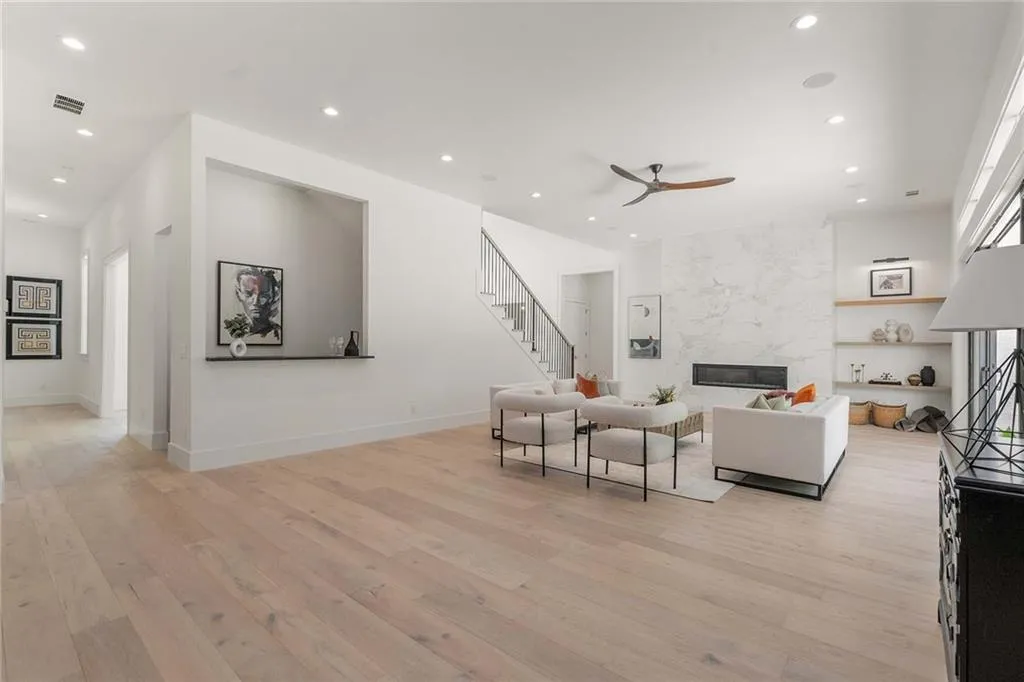 98 Johnson Ferry Road Nw, Sandy Springs, Georgia 30328, 8 Bedrooms Bedrooms, ,6 BathroomsBathrooms,Residential,Sold,98 Johnson Ferry Road Nw,7379025