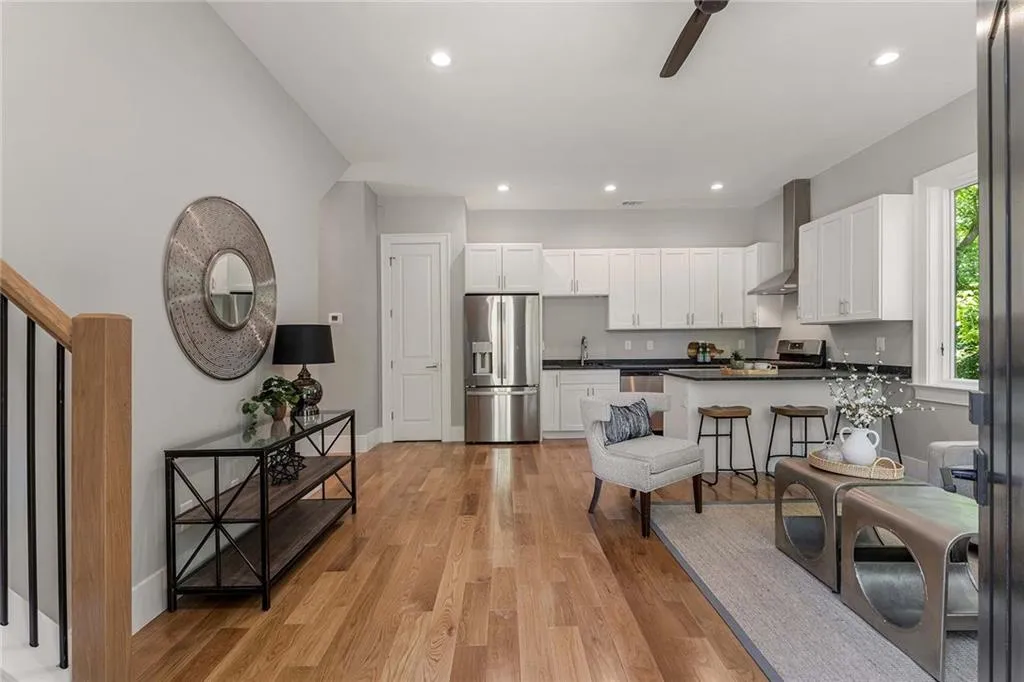 98 Johnson Ferry Road Nw, Sandy Springs, Georgia 30328, 8 Bedrooms Bedrooms, ,6 BathroomsBathrooms,Residential,Sold,98 Johnson Ferry Road Nw,7379025