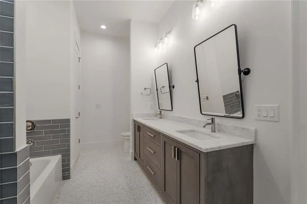 98 Johnson Ferry Road Nw, Sandy Springs, Georgia 30328, 8 Bedrooms Bedrooms, ,6 BathroomsBathrooms,Residential,Sold,98 Johnson Ferry Road Nw,7379025