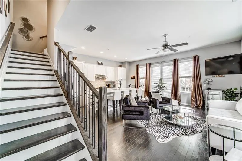 6448 Canopy Drive, Sandy Springs, Georgia 30328, 1 Bedroom Bedrooms, ,1 BathroomBathrooms,Residential,Sold,6448 Canopy Drive,6872690