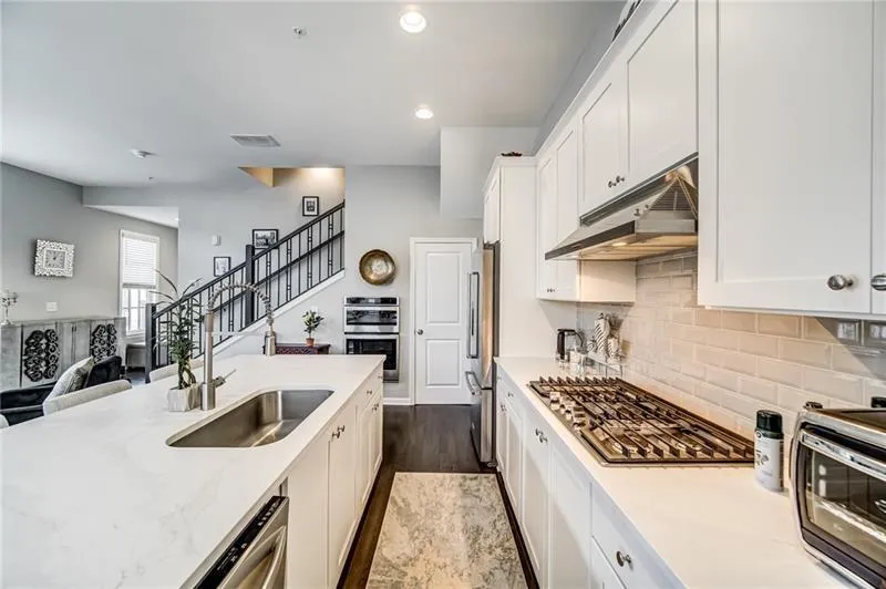 6448 Canopy Drive, Sandy Springs, Georgia 30328, 1 Bedroom Bedrooms, ,1 BathroomBathrooms,Residential,Sold,6448 Canopy Drive,6872690