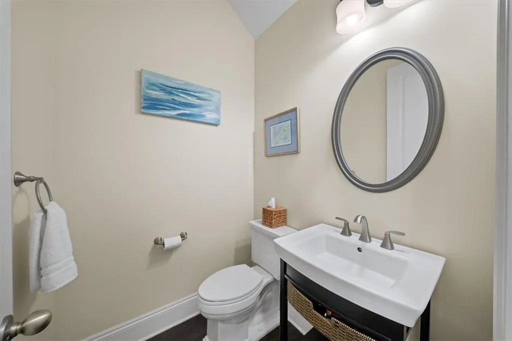 3624 Brookleigh Lane Ne, Atlanta, Georgia 30319, 3 Bedrooms Bedrooms, ,3 BathroomsBathrooms,Residential,For Sale,3624 Brookleigh Lane Ne,7637999