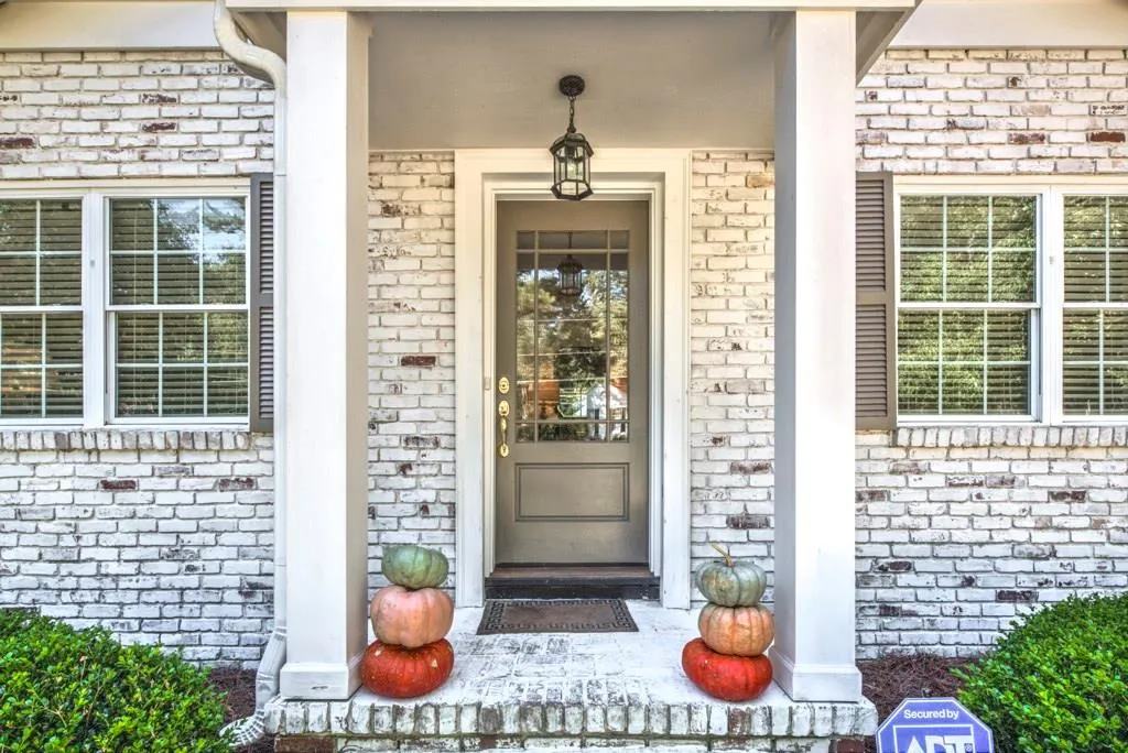 465 Pine Forest Road, Sandy Springs, Georgia 30342, 3 Bedrooms Bedrooms, ,2 BathroomsBathrooms,Residential,Sold,465 Pine Forest Road,5605576