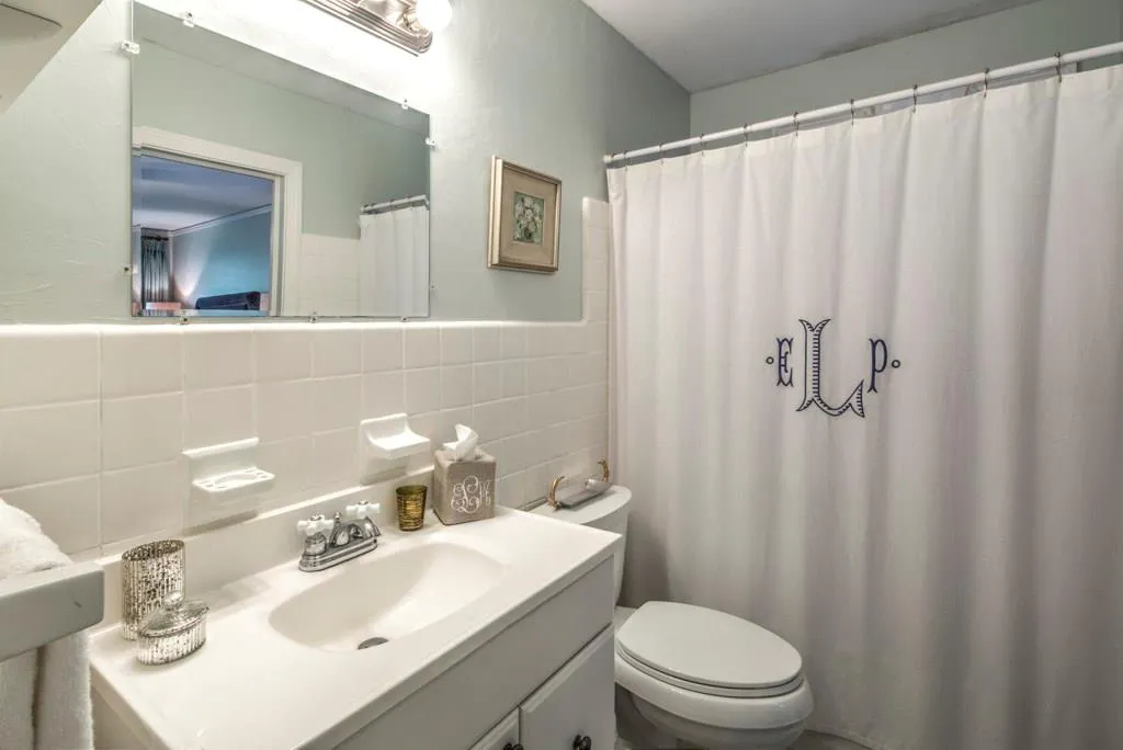 465 Pine Forest Road, Sandy Springs, Georgia 30342, 3 Bedrooms Bedrooms, ,2 BathroomsBathrooms,Residential,Sold,465 Pine Forest Road,5605576