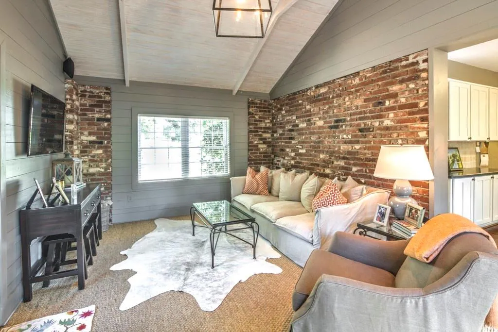 465 Pine Forest Road, Sandy Springs, Georgia 30342, 3 Bedrooms Bedrooms, ,2 BathroomsBathrooms,Residential,Sold,465 Pine Forest Road,5605576