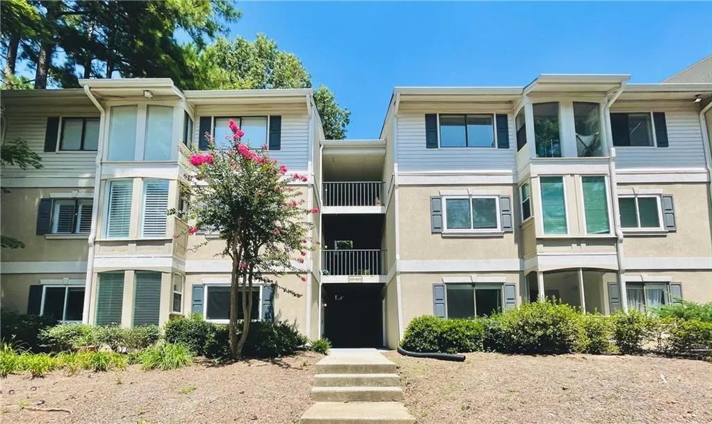 3001 Wingate Way, Sandy Springs, Georgia 30350, 1 Bedroom Bedrooms, ,1 BathroomBathrooms,Residential,Sold,3001 Wingate Way,6979101