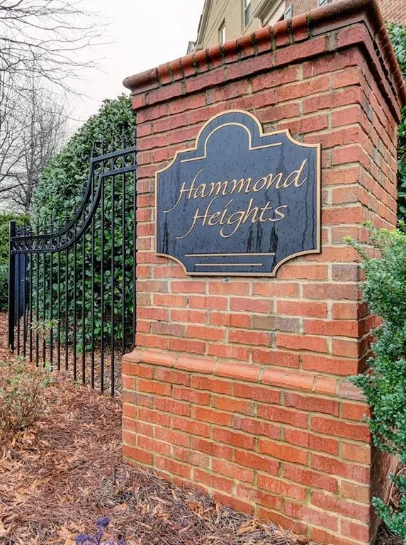 197 Le Gran Court Unit 40, Atlanta, Georgia 30328, 2 Bedrooms Bedrooms, ,2 BathroomsBathrooms,Residential,Sold,197 Le Gran Court Unit 40,5637454