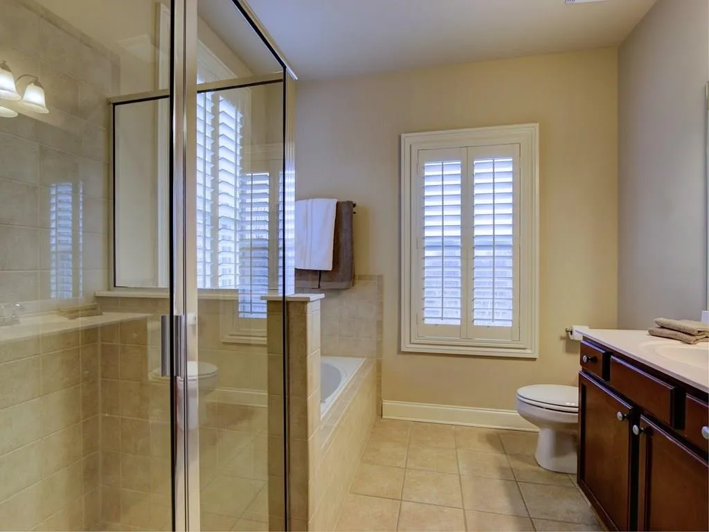 197 Le Gran Court Unit 40, Atlanta, Georgia 30328, 2 Bedrooms Bedrooms, ,2 BathroomsBathrooms,Residential,Sold,197 Le Gran Court Unit 40,5637454