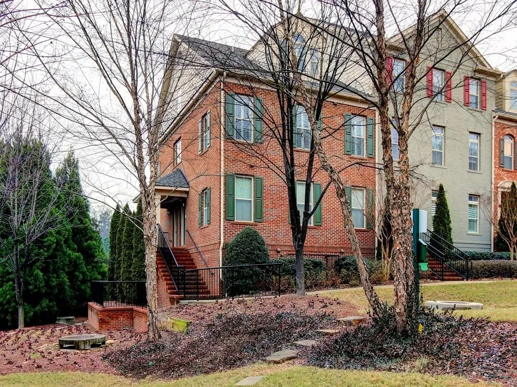 197 Le Gran Court Unit 40, Atlanta, Georgia 30328, 2 Bedrooms Bedrooms, ,2 BathroomsBathrooms,Residential,Sold,197 Le Gran Court Unit 40,5637454