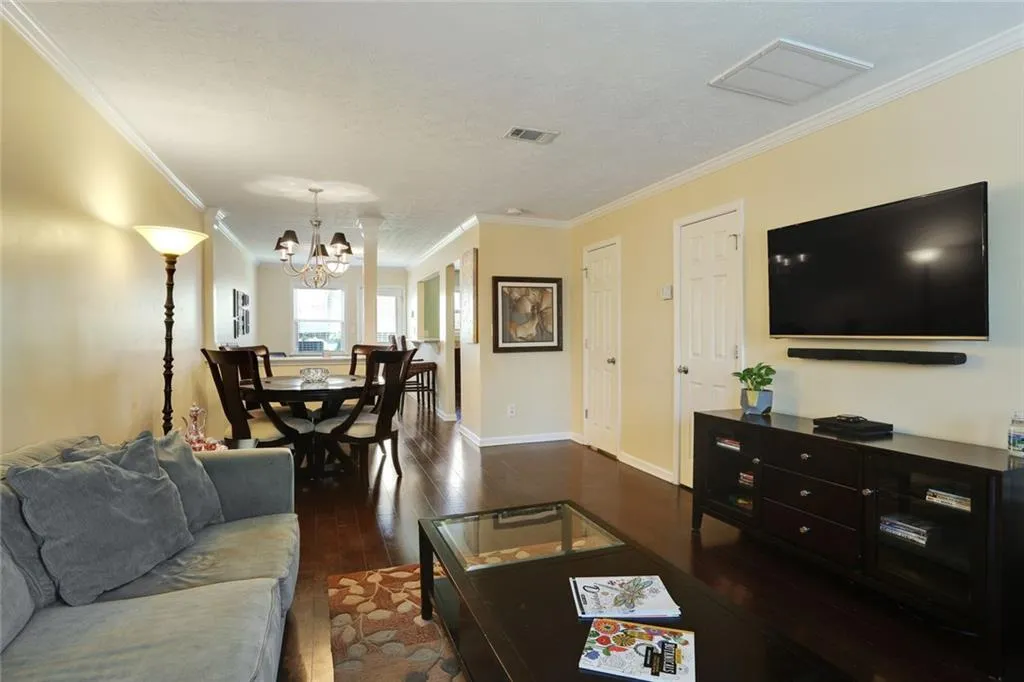 145 N River Drive Unit D, Sandy Springs, Georgia 30350, 2 Bedrooms Bedrooms, ,2 BathroomsBathrooms,Residential,Sold,145 N River Drive Unit D,6530792