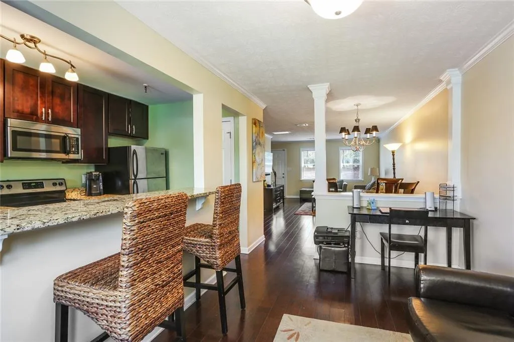 145 N River Drive Unit D, Sandy Springs, Georgia 30350, 2 Bedrooms Bedrooms, ,2 BathroomsBathrooms,Residential,Sold,145 N River Drive Unit D,6530792