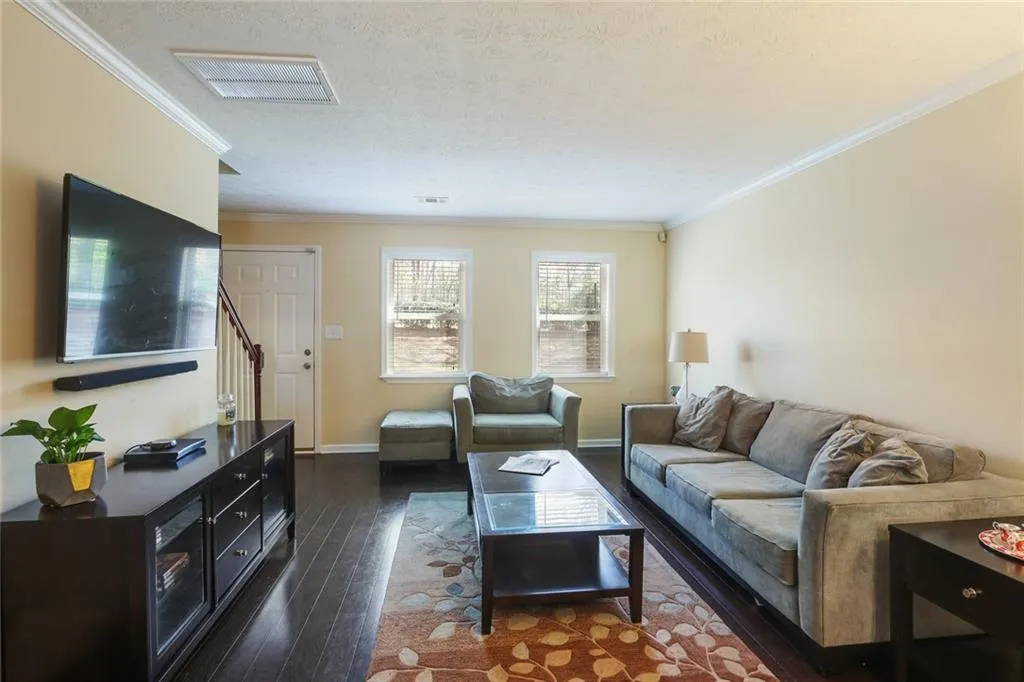 145 N River Drive Unit D, Sandy Springs, Georgia 30350, 2 Bedrooms Bedrooms, ,2 BathroomsBathrooms,Residential,Sold,145 N River Drive Unit D,6530792