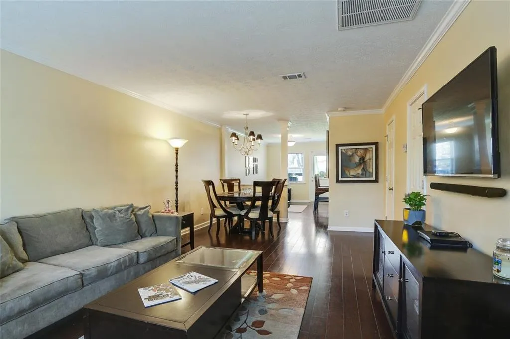 145 N River Drive Unit D, Sandy Springs, Georgia 30350, 2 Bedrooms Bedrooms, ,2 BathroomsBathrooms,Residential,Sold,145 N River Drive Unit D,6530792