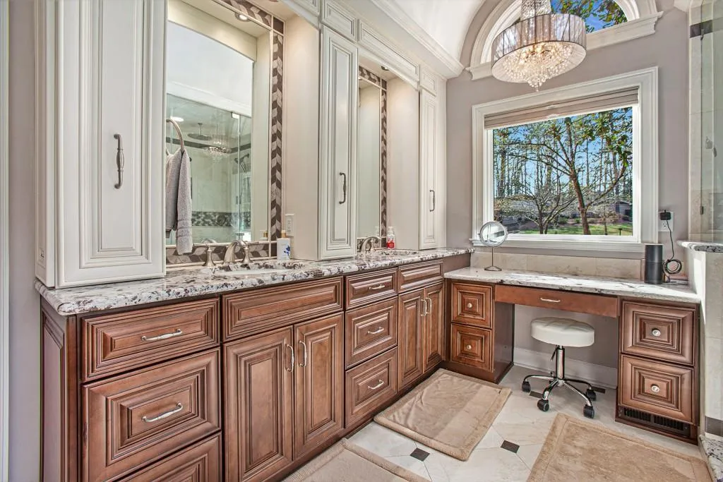 7265 Hunters Branch Drive, Sandy Springs, Georgia 30328, 3 Bedrooms Bedrooms, ,2 BathroomsBathrooms,Residential,Sold,7265 Hunters Branch Drive,7357201