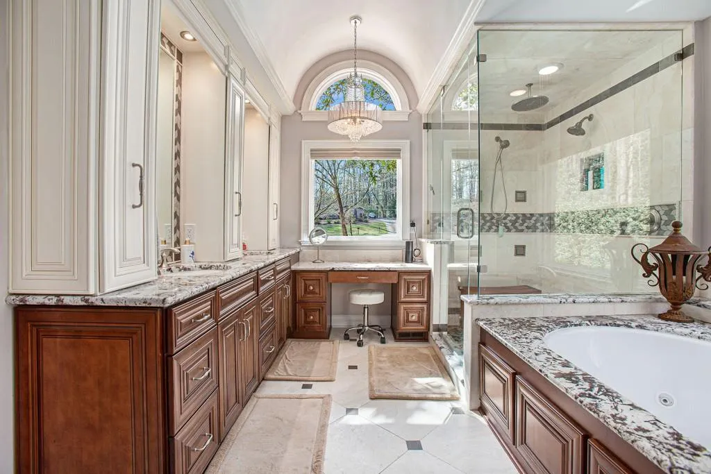 7265 Hunters Branch Drive, Sandy Springs, Georgia 30328, 3 Bedrooms Bedrooms, ,2 BathroomsBathrooms,Residential,Sold,7265 Hunters Branch Drive,7357201