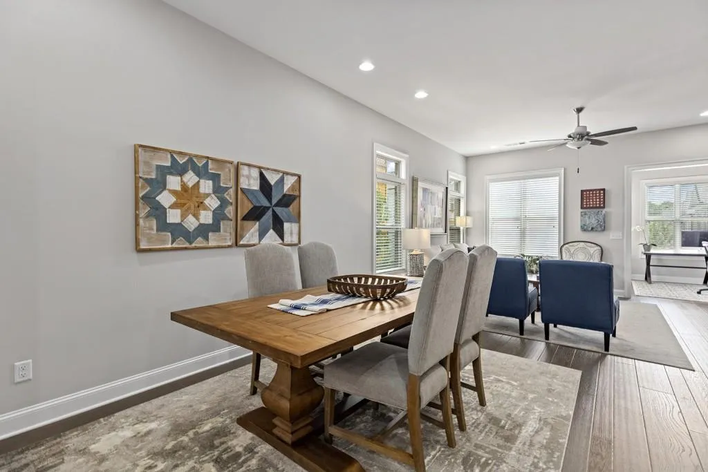 4202 Deming Circle, Atlanta, Georgia 30342, 3 Bedrooms Bedrooms, ,3 BathroomsBathrooms,Residential,Sold,4202 Deming Circle,6922904