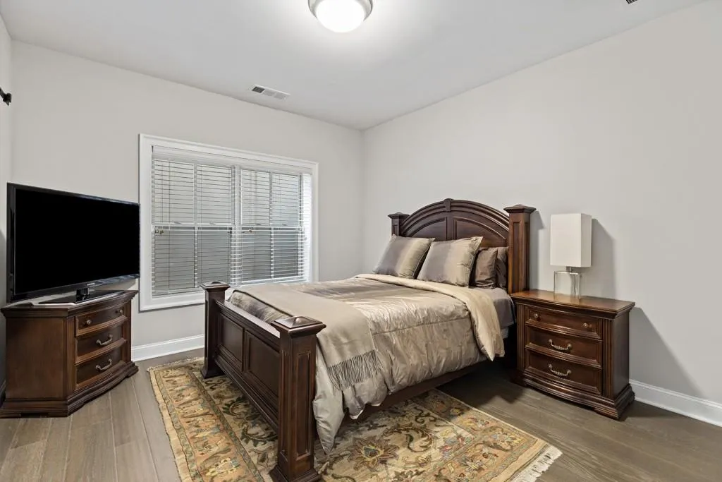 4202 Deming Circle, Atlanta, Georgia 30342, 3 Bedrooms Bedrooms, ,3 BathroomsBathrooms,Residential,Sold,4202 Deming Circle,6922904