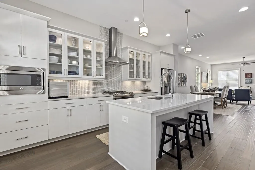 4202 Deming Circle, Atlanta, Georgia 30342, 3 Bedrooms Bedrooms, ,3 BathroomsBathrooms,Residential,Sold,4202 Deming Circle,6922904