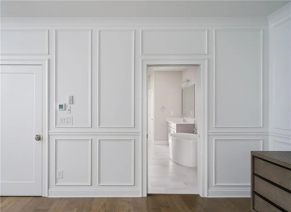 4534 Collins Avenue, Sandy Springs, Georgia 30342, 4 Bedrooms Bedrooms, ,4 BathroomsBathrooms,Residential,Sold,4534 Collins Avenue,6833802