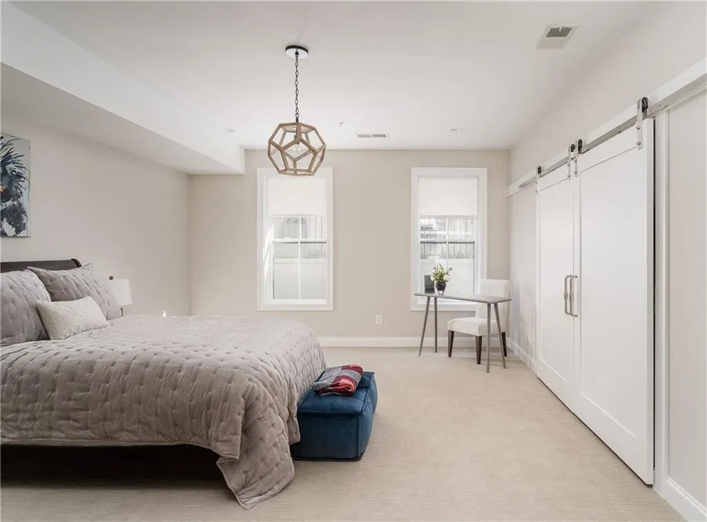 4534 Collins Avenue, Sandy Springs, Georgia 30342, 4 Bedrooms Bedrooms, ,4 BathroomsBathrooms,Residential,Sold,4534 Collins Avenue,6833802