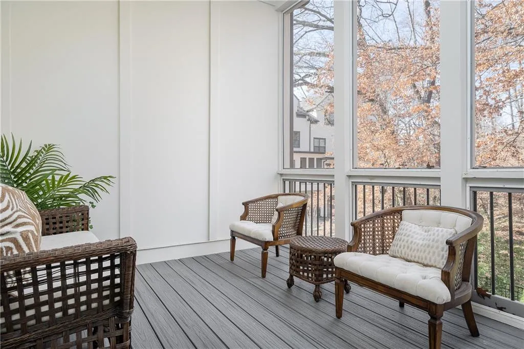 4534 Collins Avenue, Sandy Springs, Georgia 30342, 4 Bedrooms Bedrooms, ,4 BathroomsBathrooms,Residential,Sold,4534 Collins Avenue,6833802