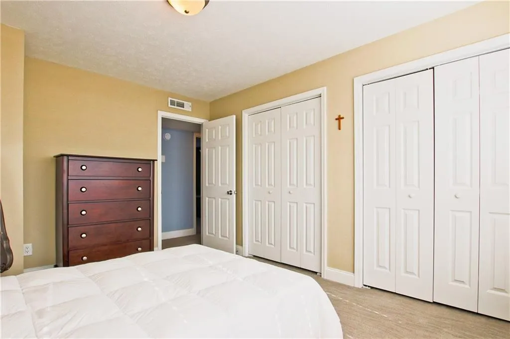6980 Roswell Road Unit N1, Atlanta, Georgia 30328, 3 Bedrooms Bedrooms, ,2 BathroomsBathrooms,Residential,Sold,6980 Roswell Road Unit N1,6116297