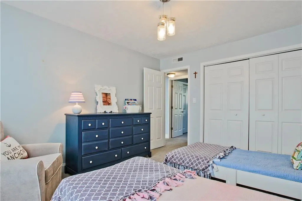 6980 Roswell Road Unit N1, Atlanta, Georgia 30328, 3 Bedrooms Bedrooms, ,2 BathroomsBathrooms,Residential,Sold,6980 Roswell Road Unit N1,6116297