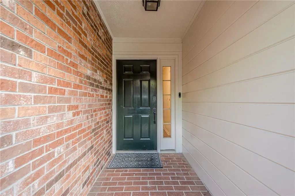 249 The South Chace Ne, Atlanta, Georgia 30328, 3 Bedrooms Bedrooms, ,3 BathroomsBathrooms,Residential,Sold,249 The South Chace Ne,7546693