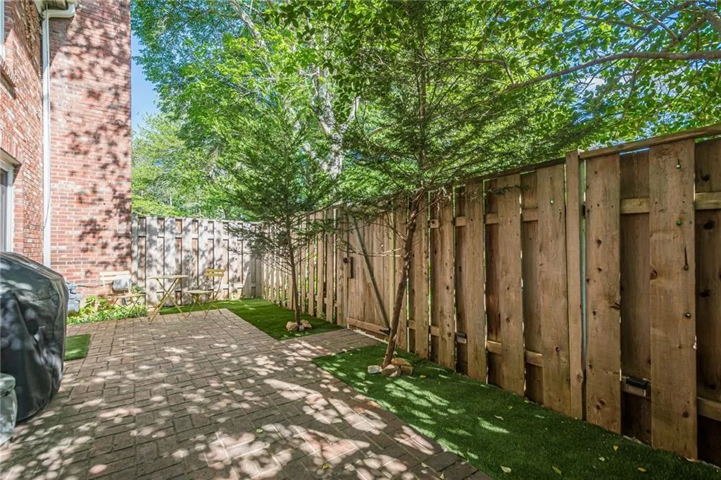 Private Brick Patio for entertaining!