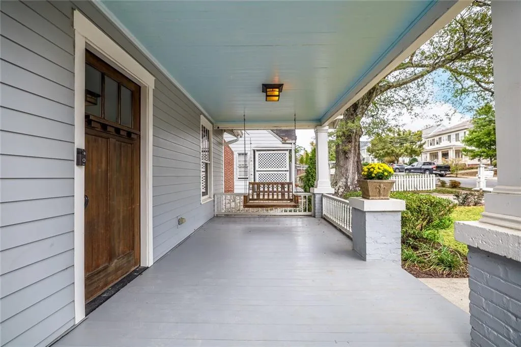 2892 Lookout Place Ne, Atlanta, Georgia 30305, 3 Bedrooms Bedrooms, 0 ,3 BathroomsBathrooms,Residential,Sold,2892 Lookout Place Ne,7497409