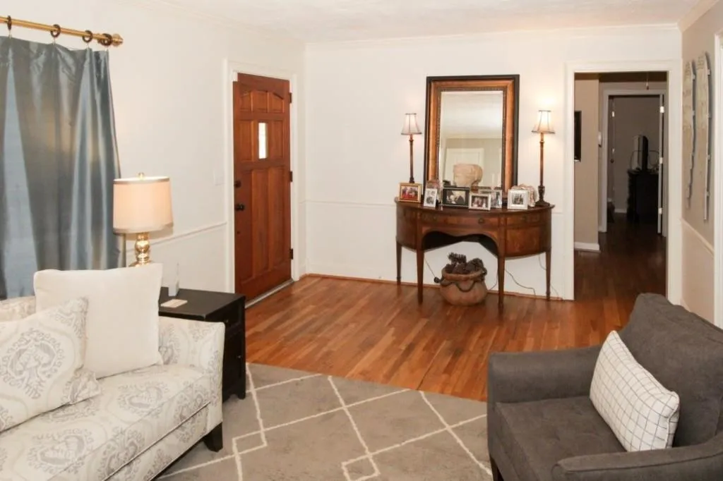 2328 Burch Circle, Brookhaven, Georgia 30319, 3 Bedrooms Bedrooms, ,2 BathroomsBathrooms,Residential,Sold,2328 Burch Circle,5771003