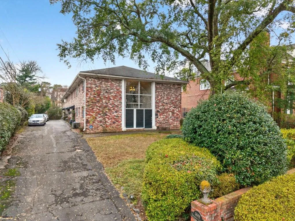 3668 Kingsboro Road Ne Unit 9, Atlanta, Georgia 30319, 2 Bedrooms Bedrooms, ,1 BathroomBathrooms,Residential,For Sale,3668 Kingsboro Road Ne Unit 9,7690195