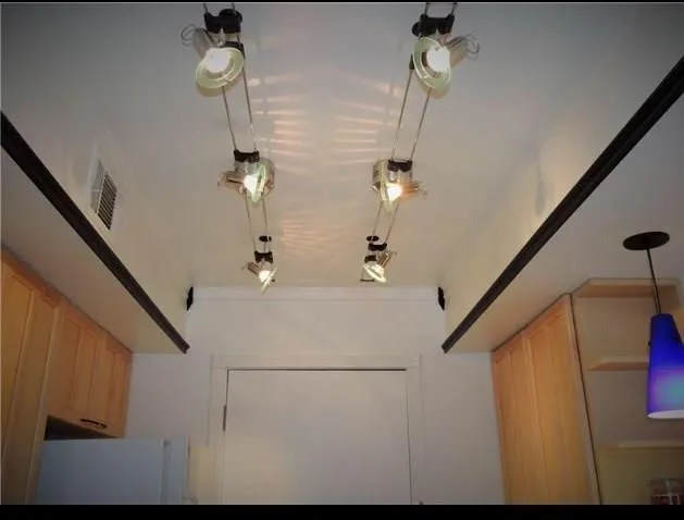 6851 Roswell Road Unit O-9, Sandy Springs, Georgia 30328, 1 Bedroom Bedrooms, ,1 BathroomBathrooms,Residential,Sold,6851 Roswell Road Unit O-9,6039204