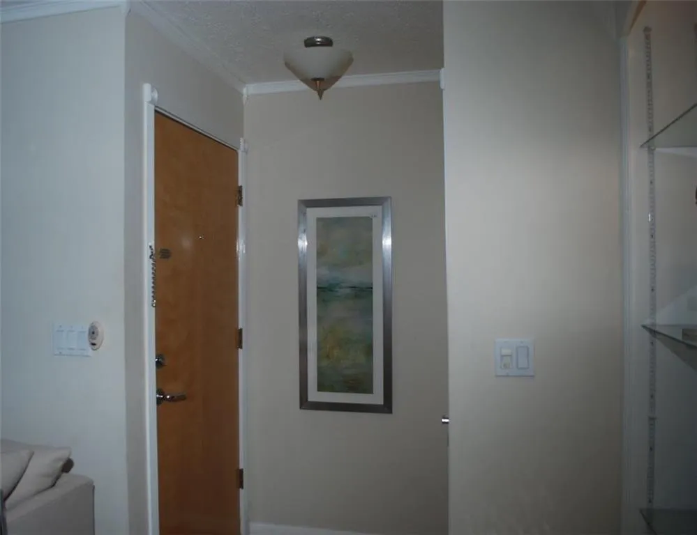 6851 Roswell Road Unit O-9, Sandy Springs, Georgia 30328, 1 Bedroom Bedrooms, ,1 BathroomBathrooms,Residential,Sold,6851 Roswell Road Unit O-9,6039204