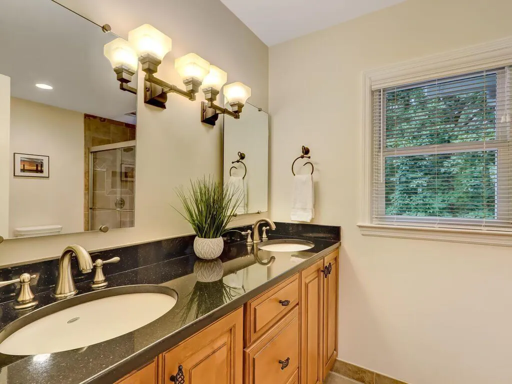 340 Cannady Court, Atlanta, Georgia 30350, 4 Bedrooms Bedrooms, ,4 BathroomsBathrooms,Residential,Sold,340 Cannady Court,6946799